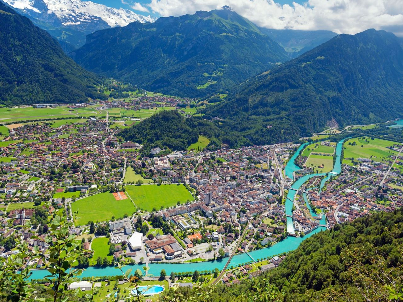 Ab Gstaad: Privater Tagesausflug nach Interlaken, Lauterbrunnen und Grindelwald