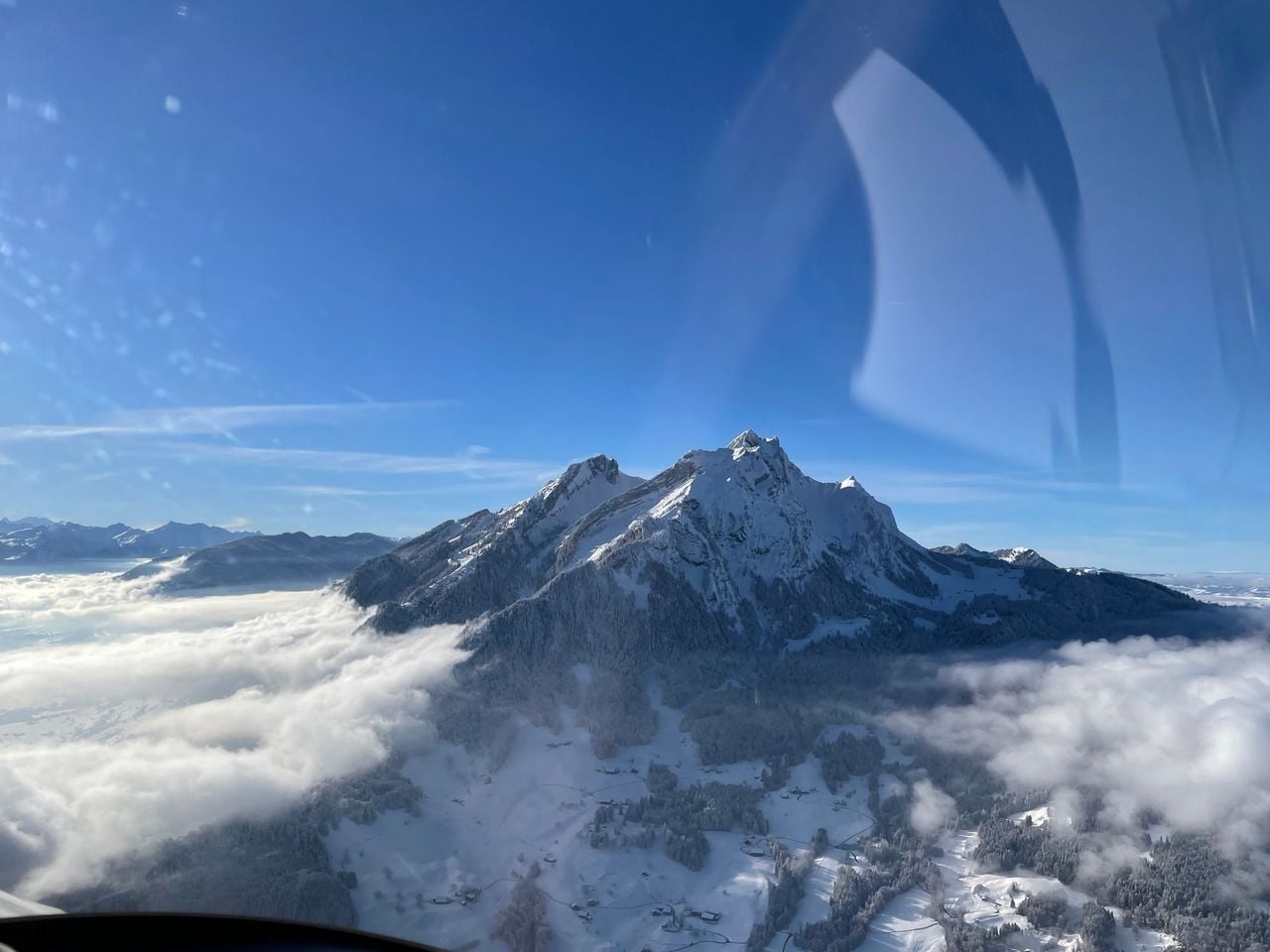 "Alpine Venture" 60 min Rundflug ab Flughafen Buochs