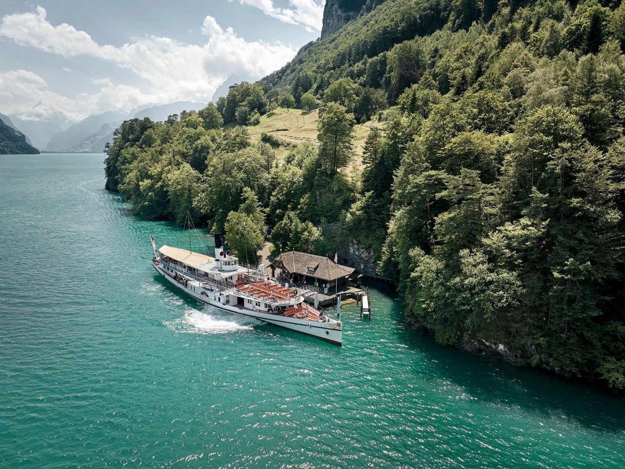 "Legends of Lake Lucerne" Dampfschiff Erlebnis