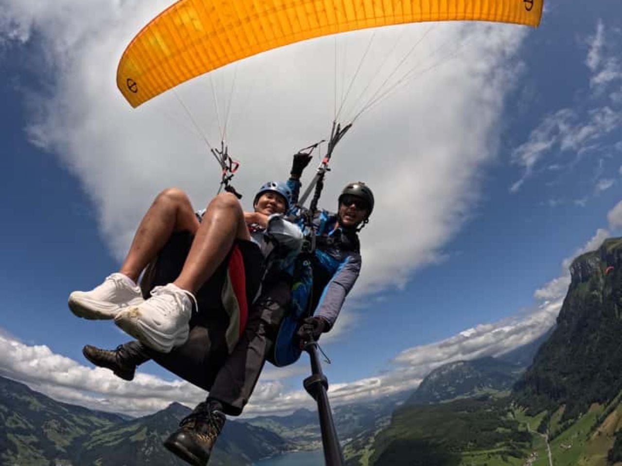 Gleitschirmflug vom Niesen ab Spiez