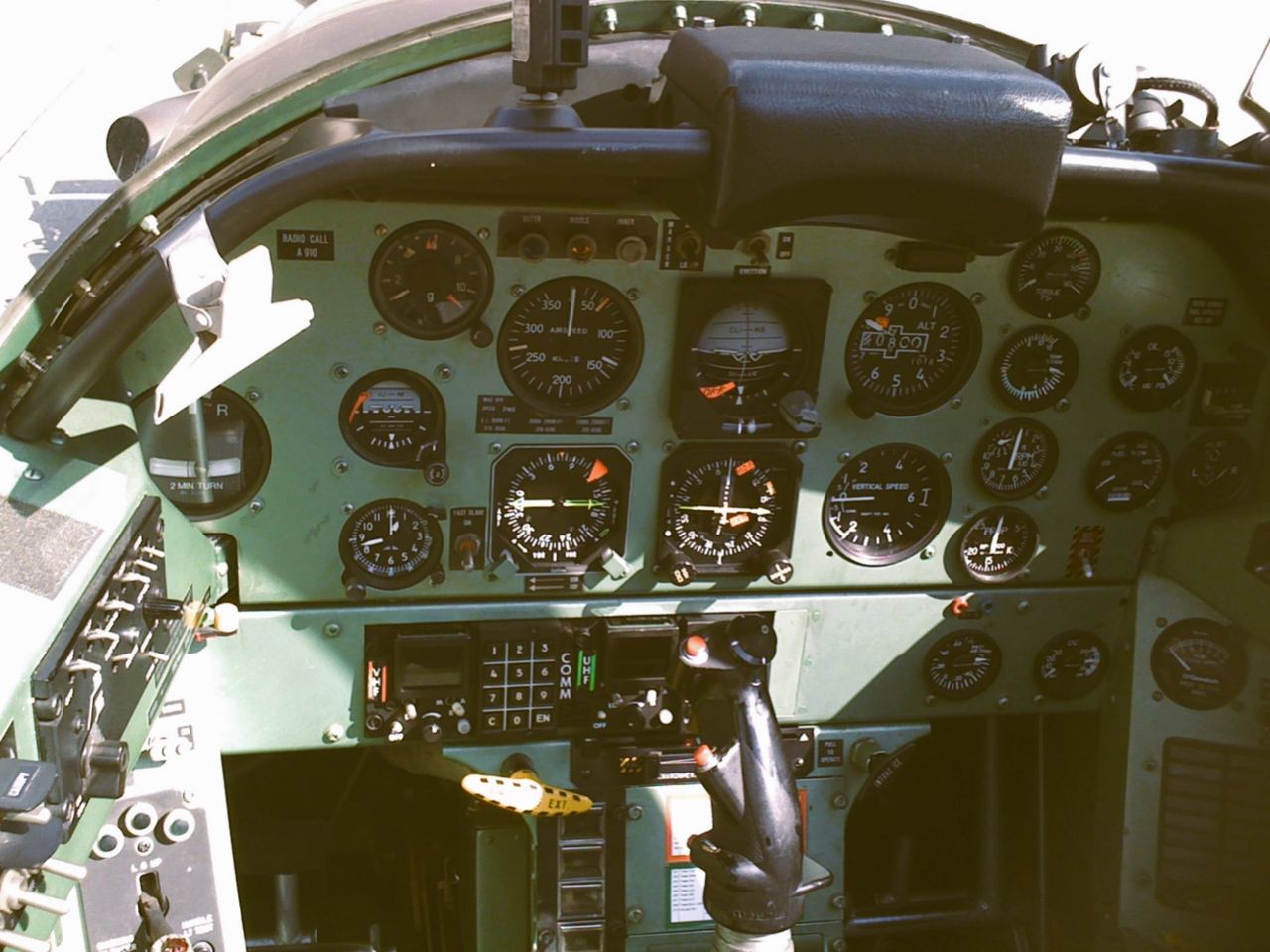Flug im Pilatus PC-7 Militärtrainer ab Locarno