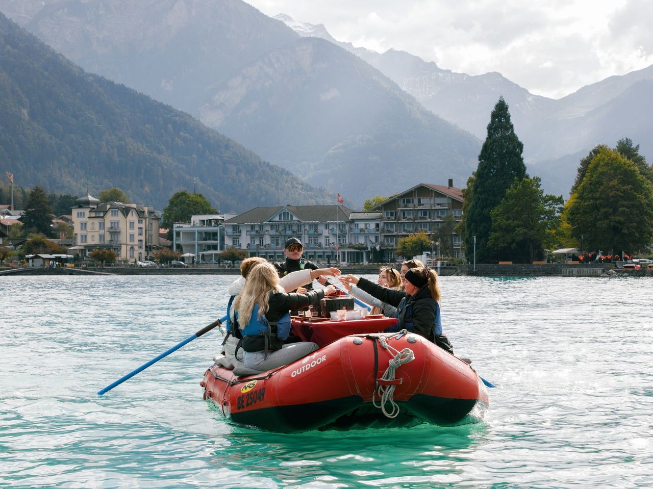 Schokoladenfondue Float auf dem Brienzersee