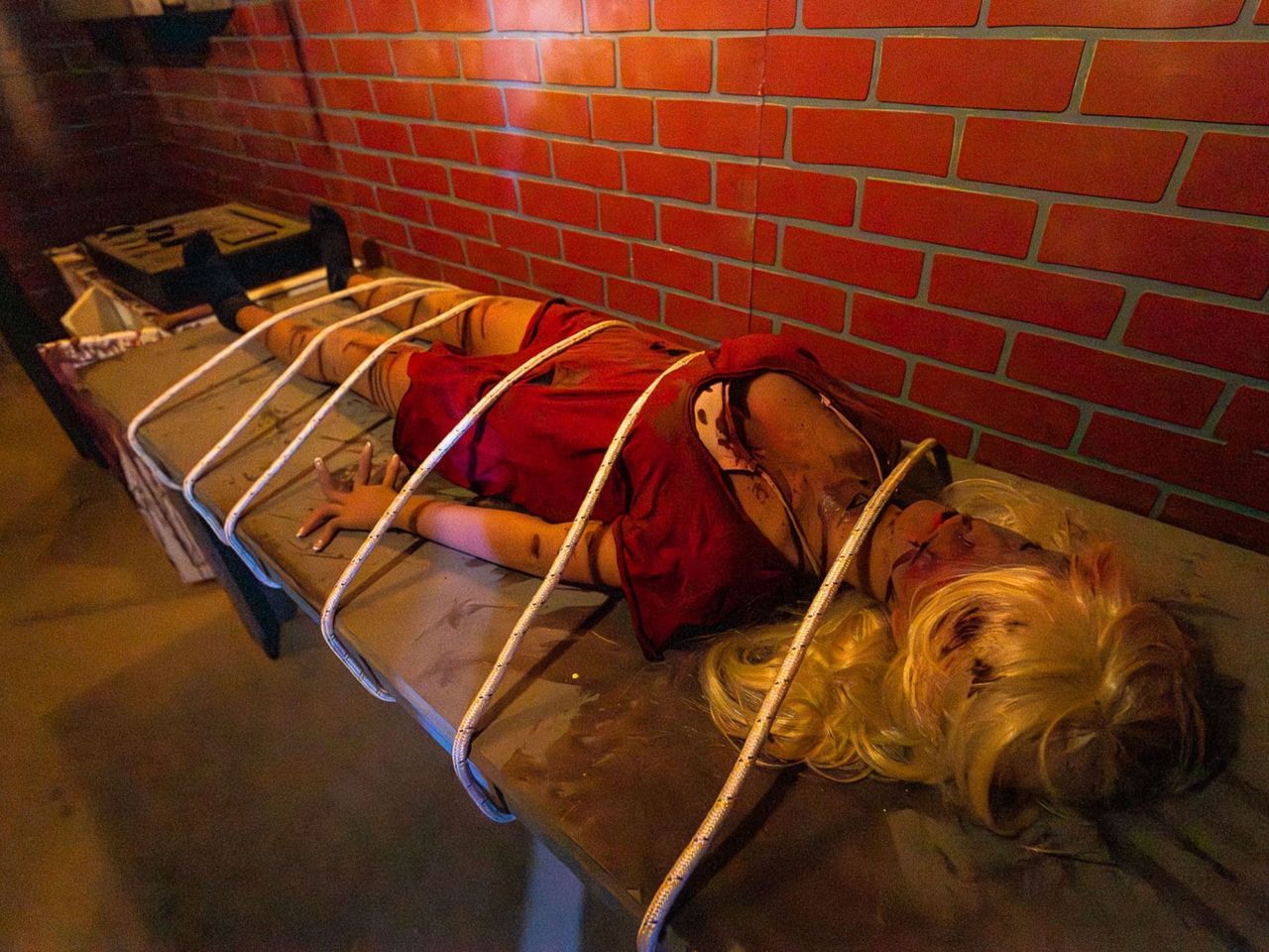 "Hostel" Escape Room in Fun World Luzern