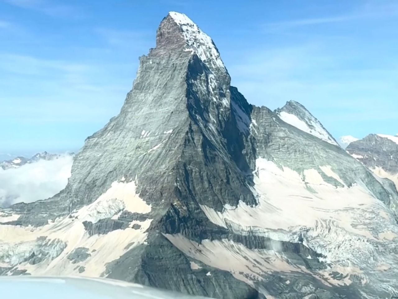 "Alpine Odyssey" 150 min Rundflug ab Buochs
