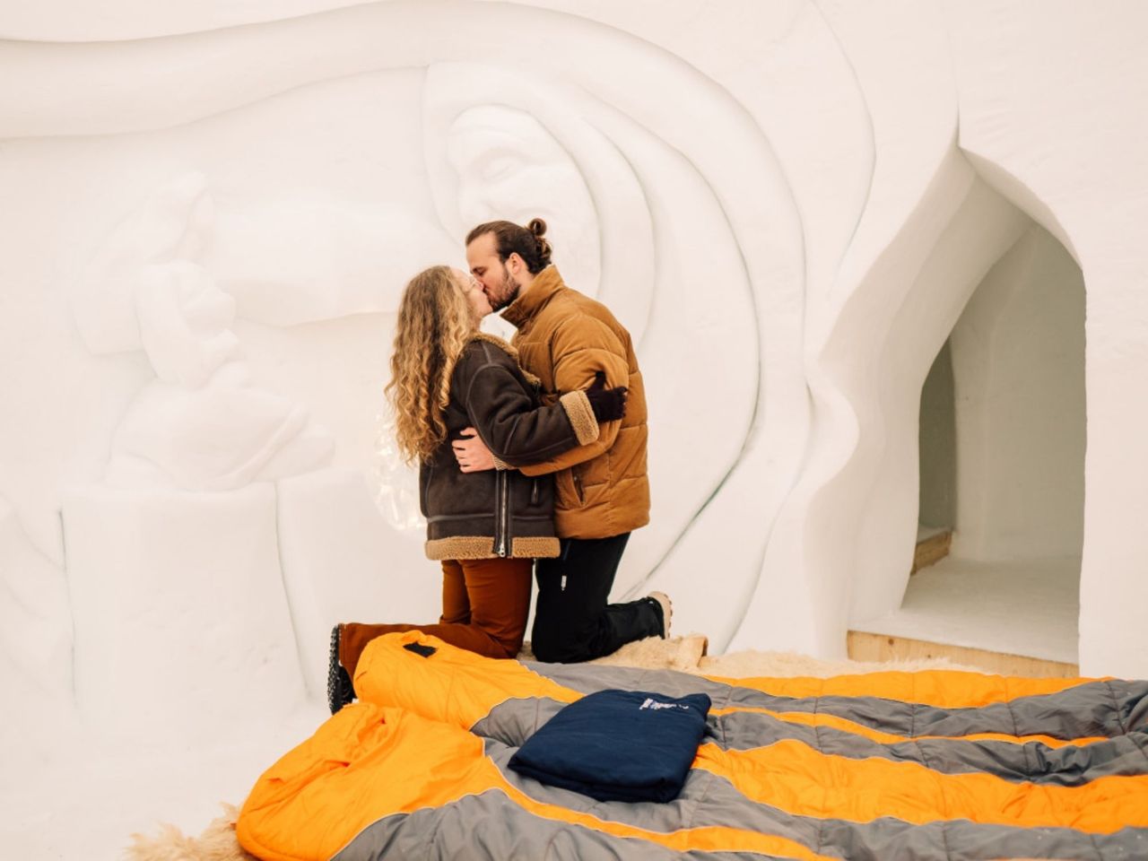 Overnight stay in a Romantic Igloo in Zermatt
