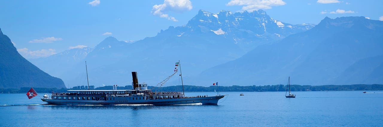 Schiffsrundfahrt Ticket ab Lausanne bis Schloss Chillon und zurück