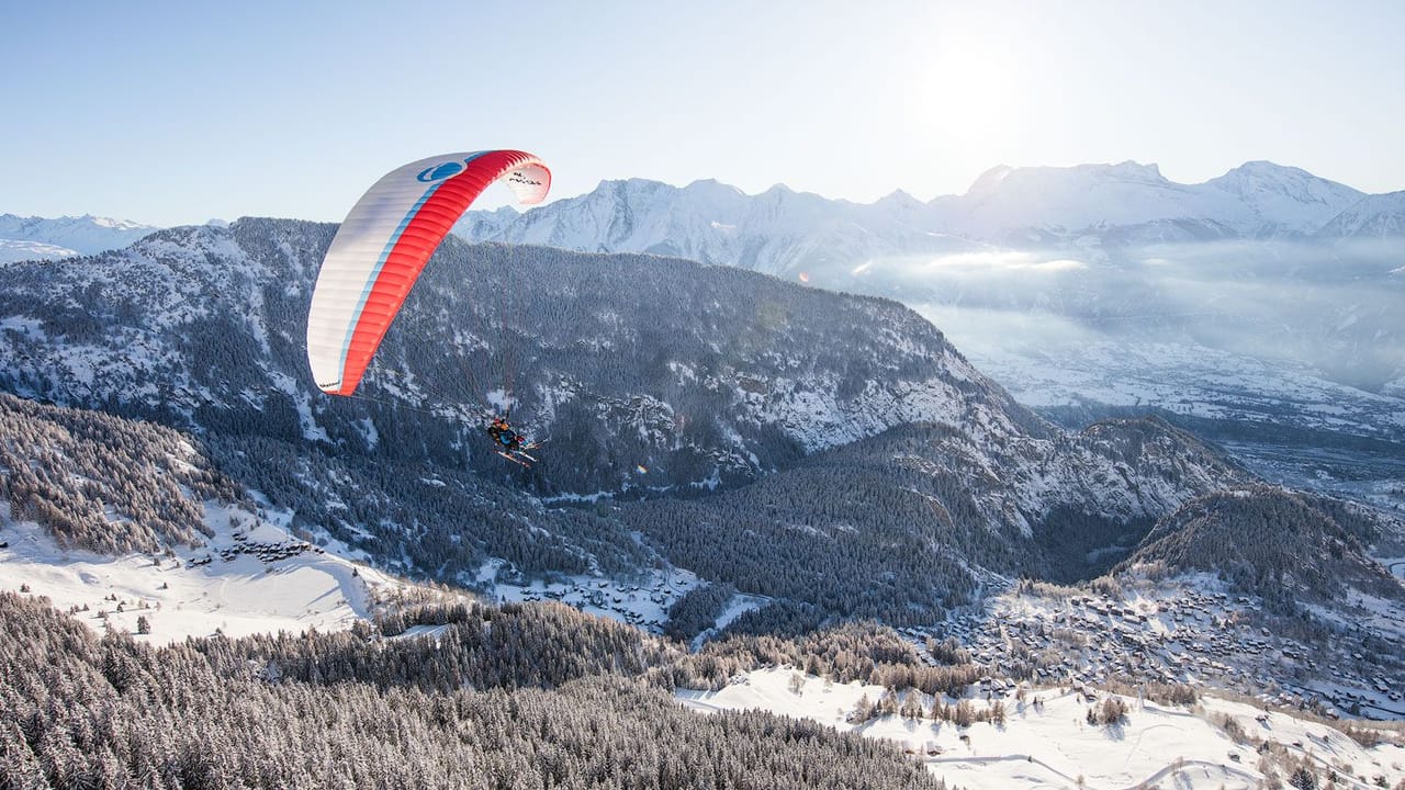 Riederalp Gleitschirmfliegen Tandem im Wallis