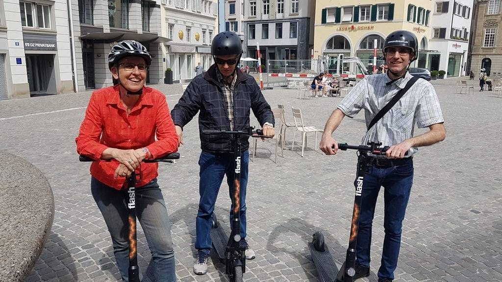 Best of Zürich E-Scooter geführte Privattour