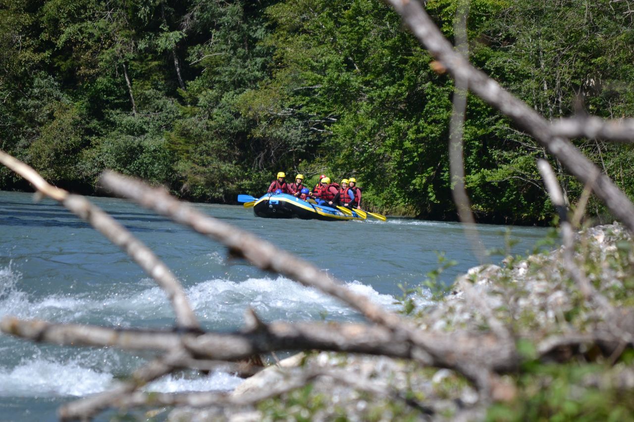Rafting Chateau d'Oex auf der Saane von Saanen/Gstaad nach Chateau d'Oex