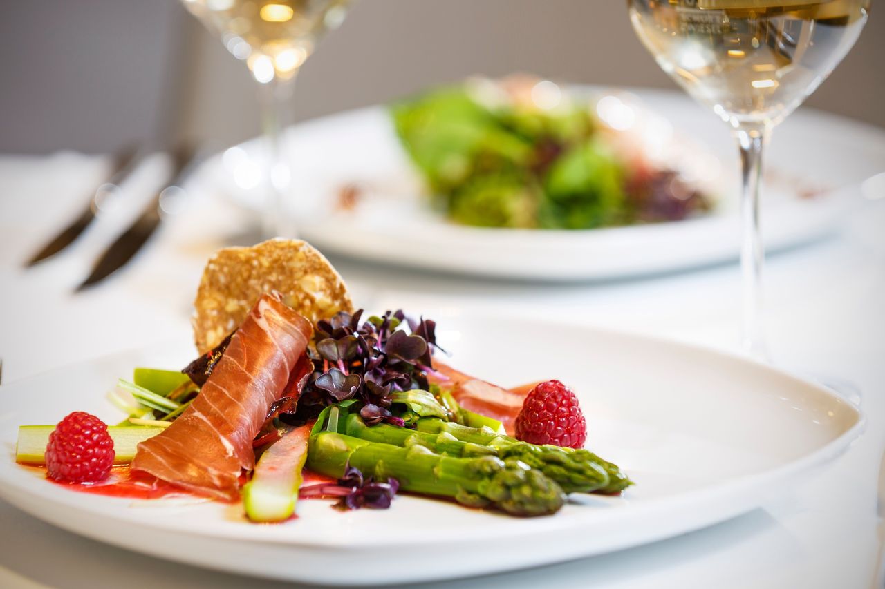 Mittagessen und Schiffsrundfahrt Vierwaldstättersee ab Luzern