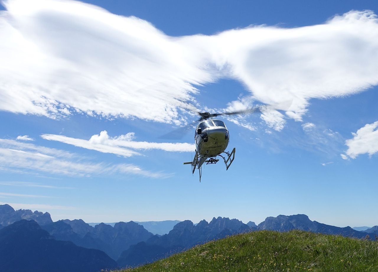 Jura und Berner Seeland Rundflug Helikopter 54 Minuten