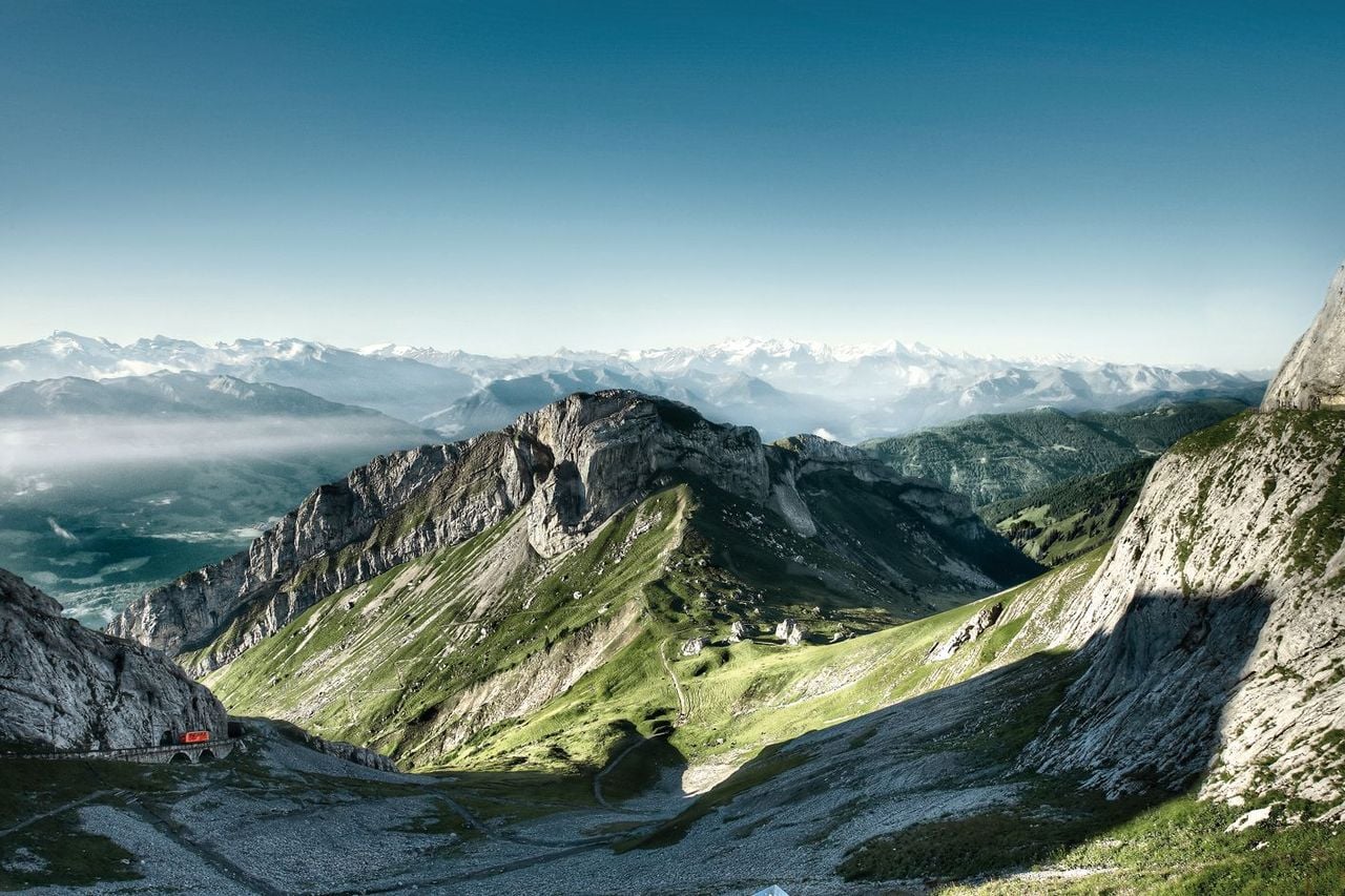 Pilatus Sommerausflug selbstgeführt mit Zahnradbahn und Luftseilbahn ab/bis Alpnachstad oder Kriens
