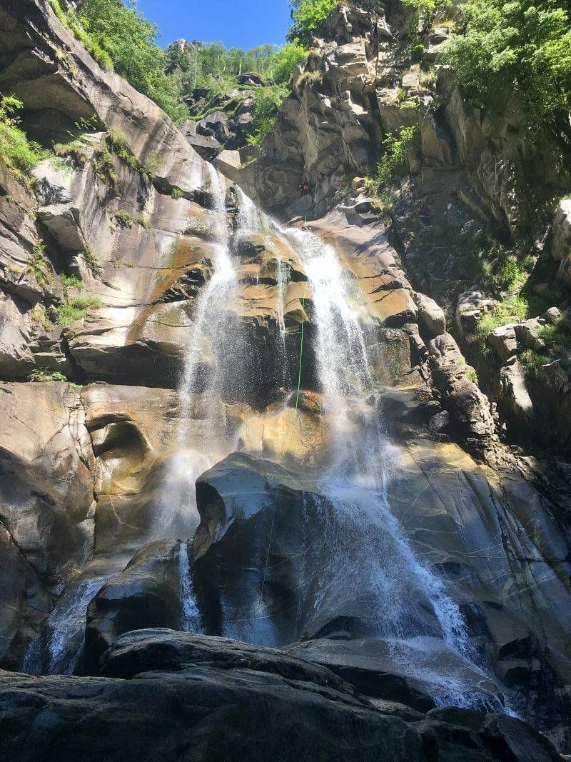 Lodrino Schlucht Canyoning für Experten ganzer Tag