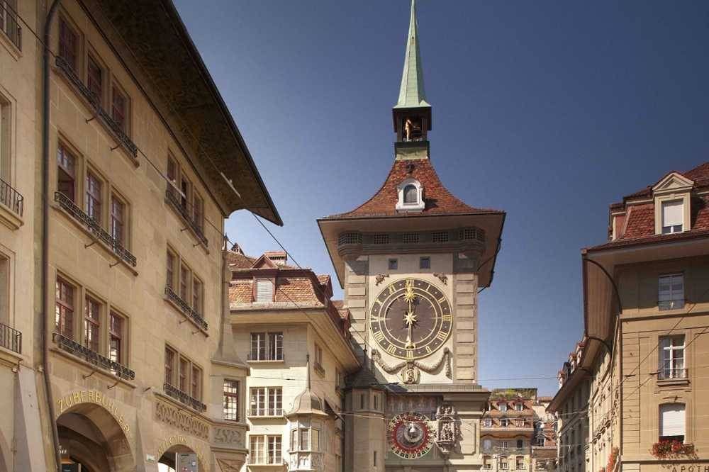 From Lucerne: Day trip to Berne with Kambly and cheese tasting