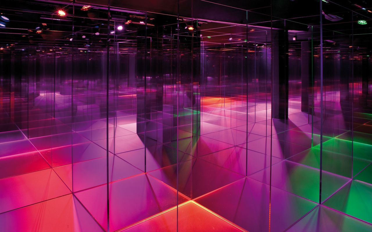 Ticket ins Glas-Labyrinth der Glasi Hergiswil