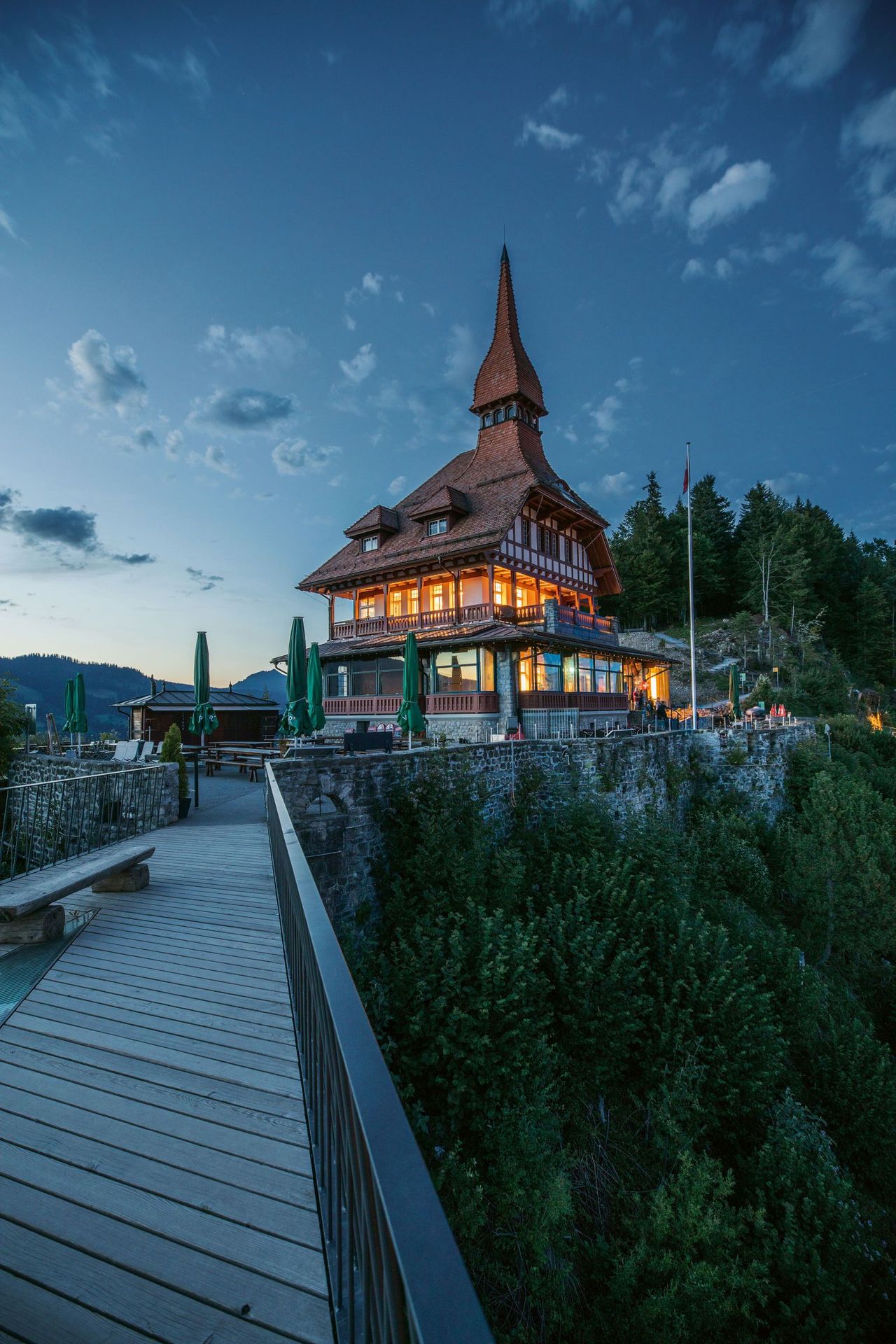 Ticket Standseilbahn Harder Kulm ab Interlaken Ost