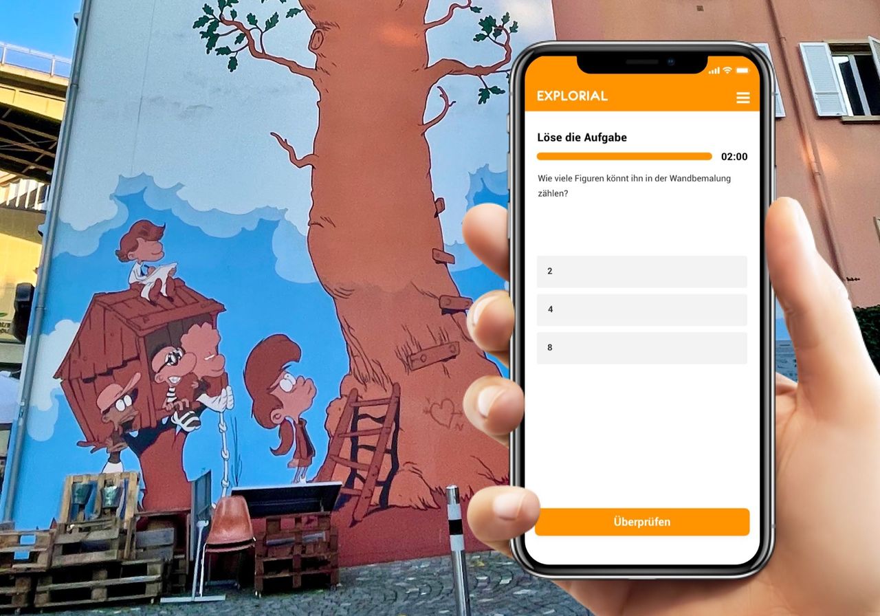 Lausanne (old town) interactive scavenger hunt with smartphone