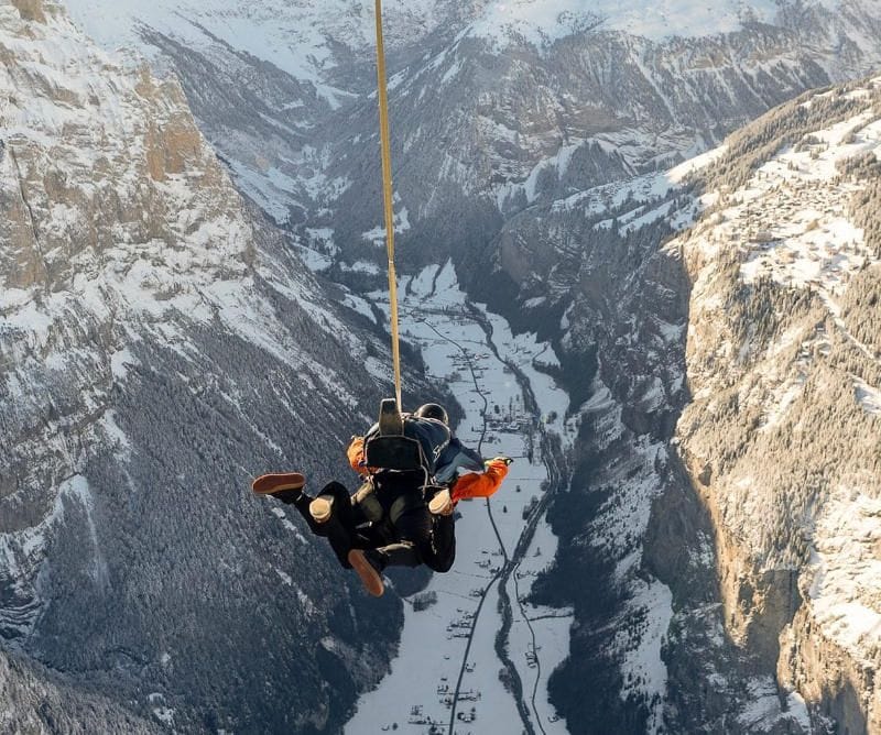 Eiger Jump Lauterbrunnen Helikopter Skydive