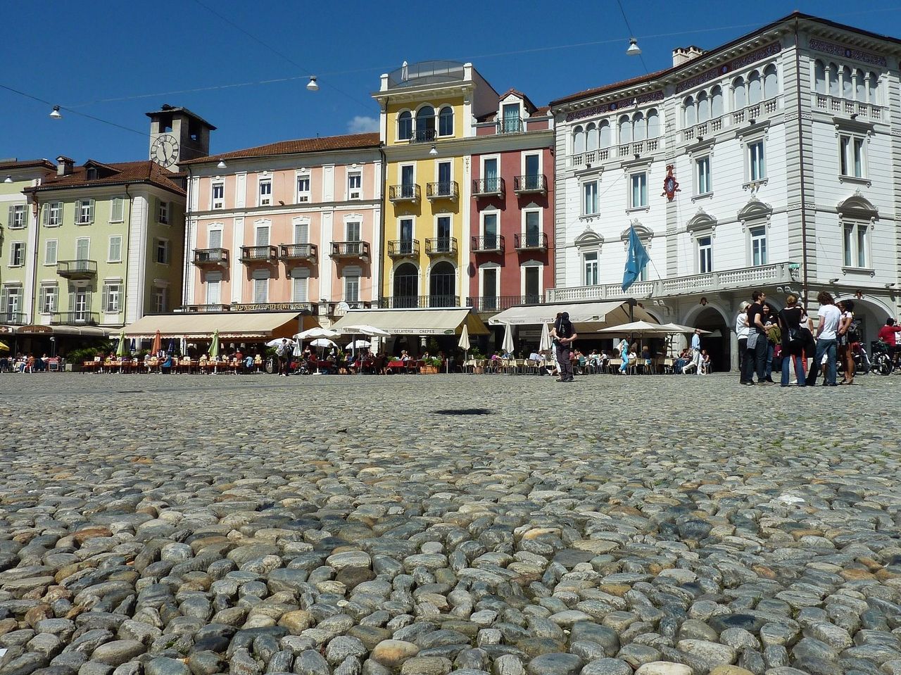 "Beat the Bräutigam" in Locarno: actionreicher Junggesellenabschied