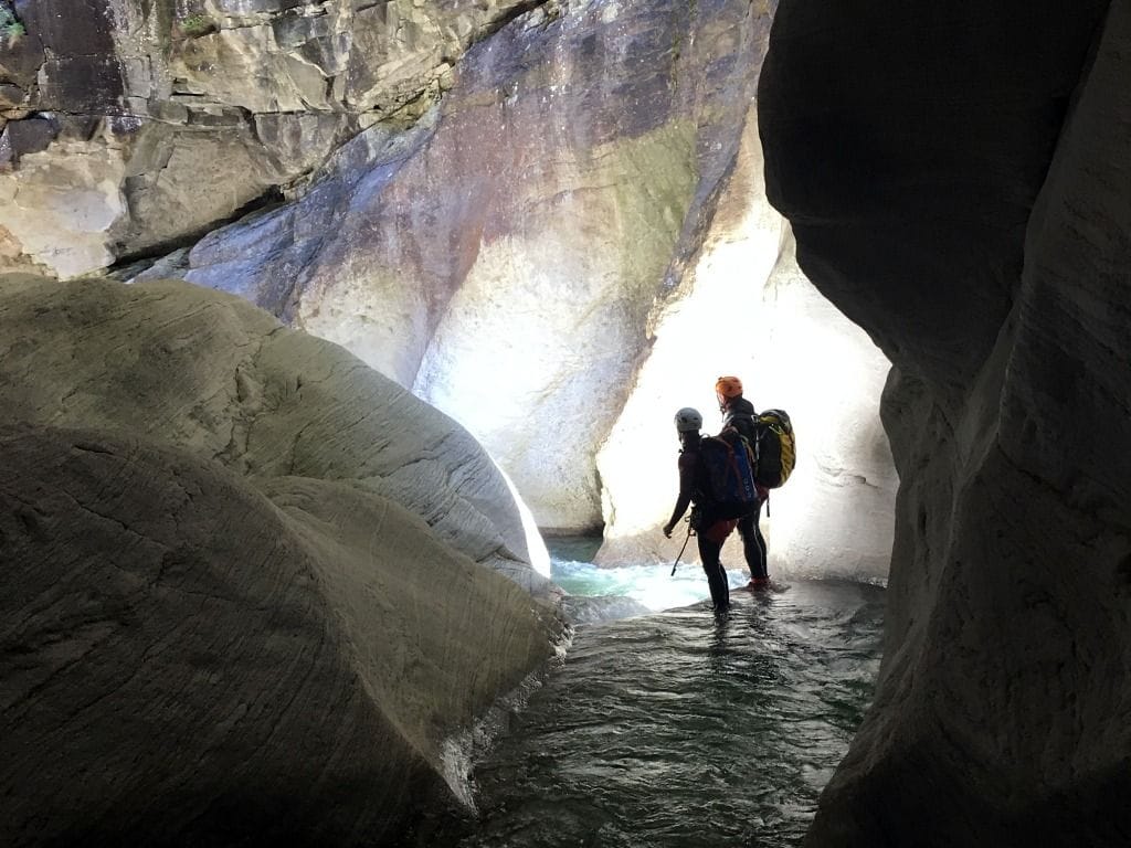 Lodrino Schlucht Canyoning für Experten halber Tag
