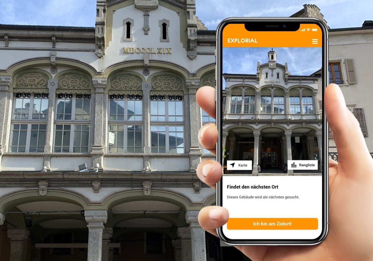 Sion interactive scavenger hunt with smartphone
