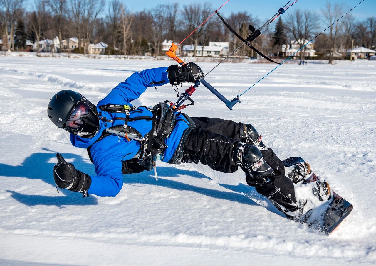 Snowkite beginners course at lake Silvaplana for 1-4 persons