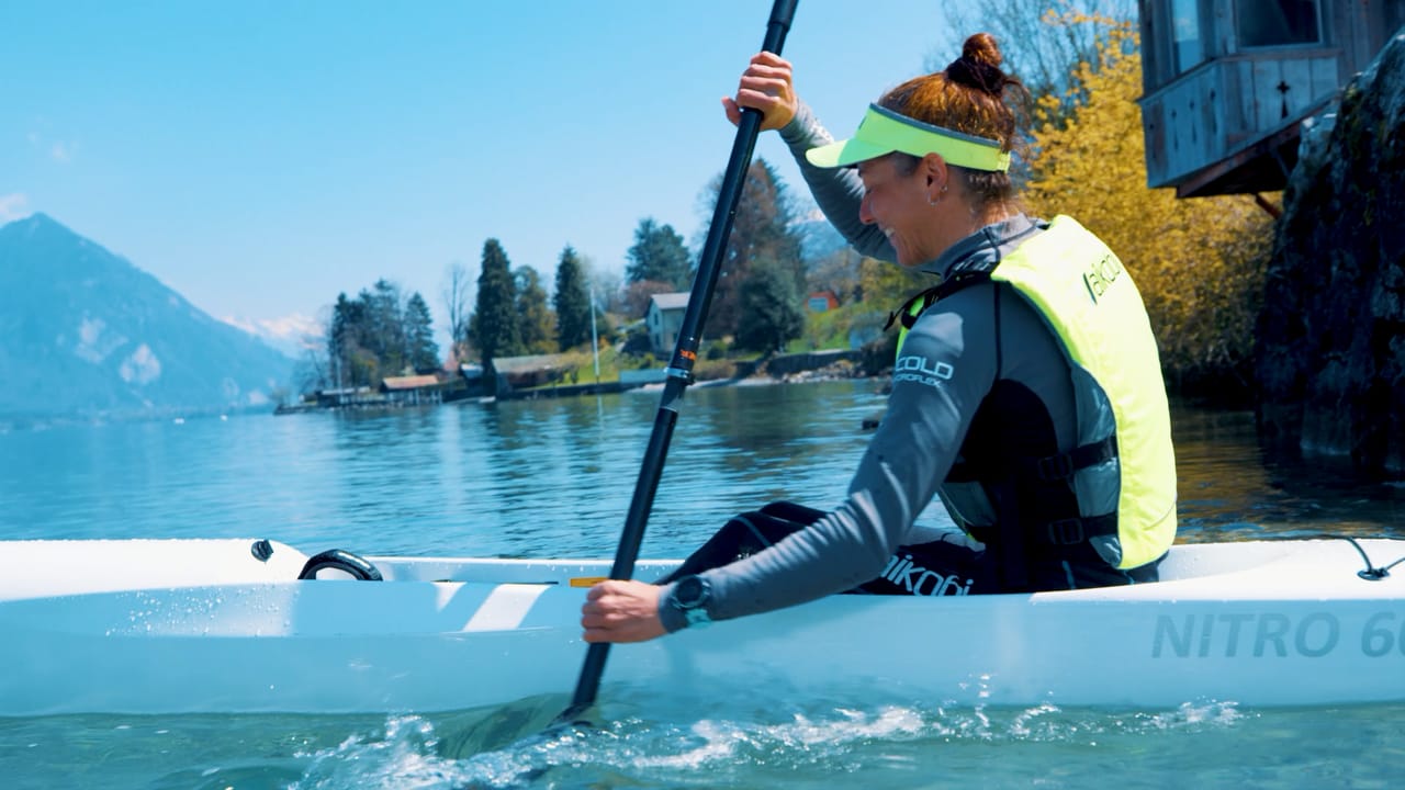 Surfski kayak rental in Gunten on Lake Thun