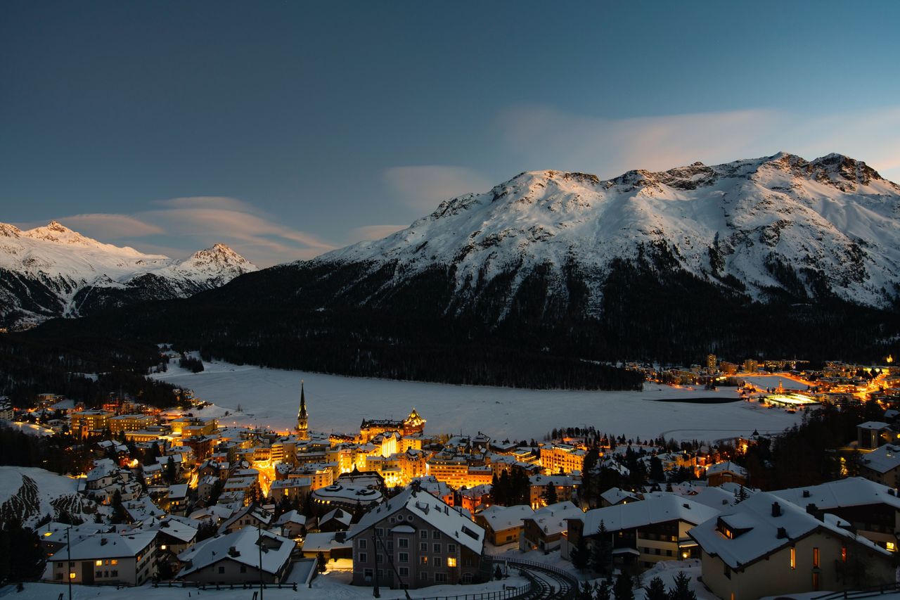 Private snowshoe hike from St. Moritz