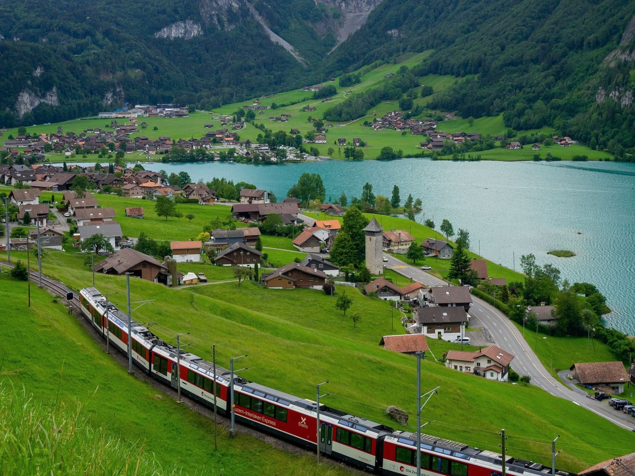 Luzern - Interlaken Express Ticket (ohne Reservation)