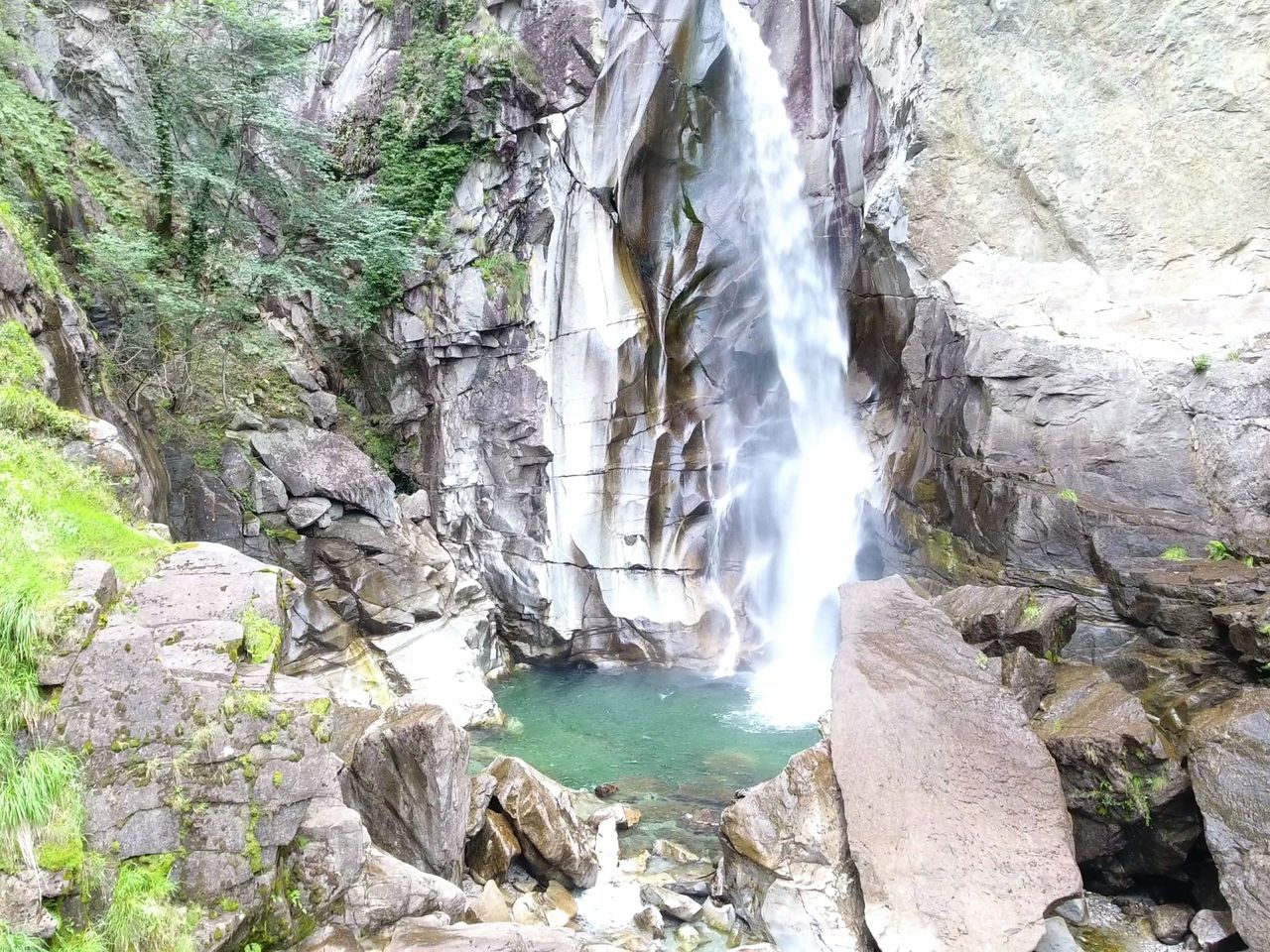 Heli Canyoning für Experten