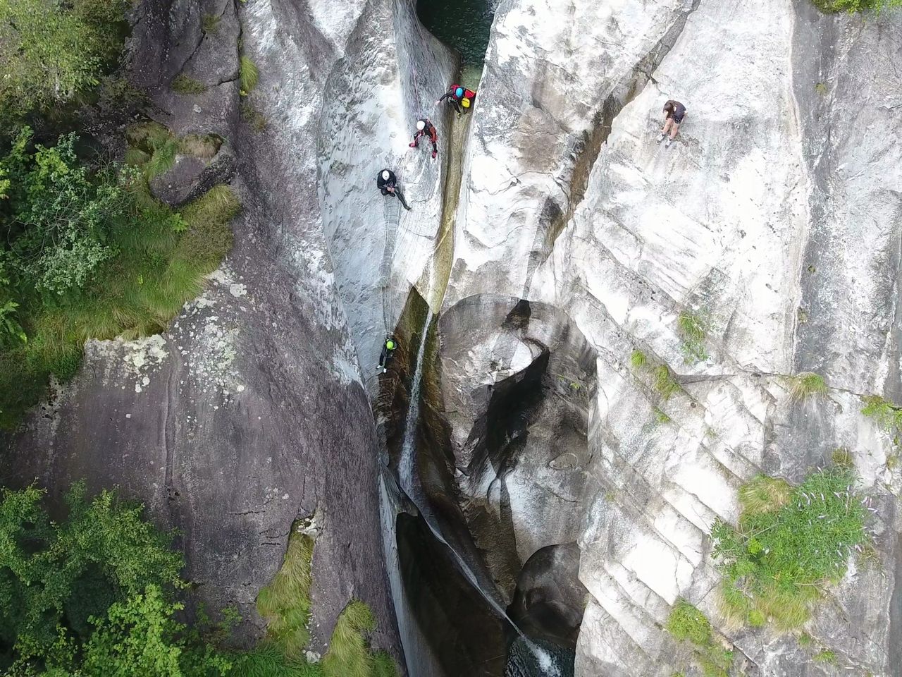 Heli Canyoning für Experten