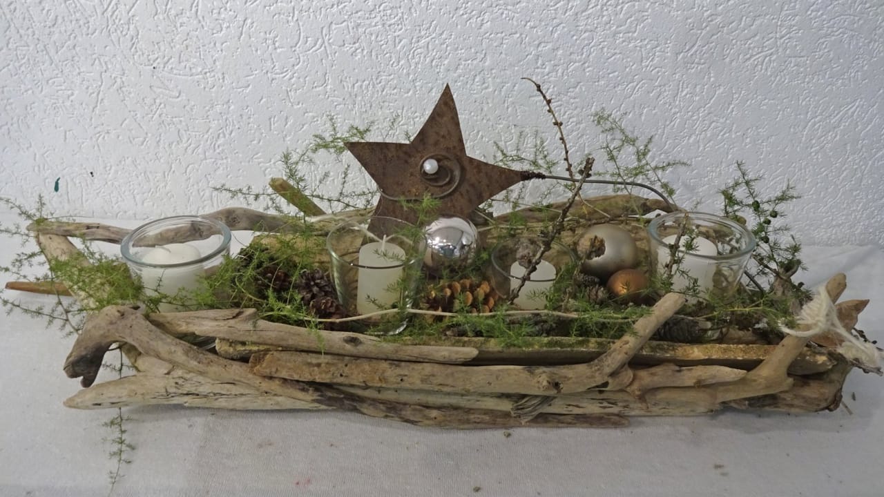 Naturena: Advent decoration with driftwood