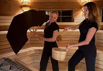 Sauna Aufguss / Sauna Infusion Hotel Braunbär