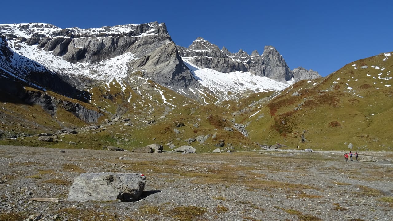 Guided tour UNESCO World Heritage Segnesboden / View to Martinsloch