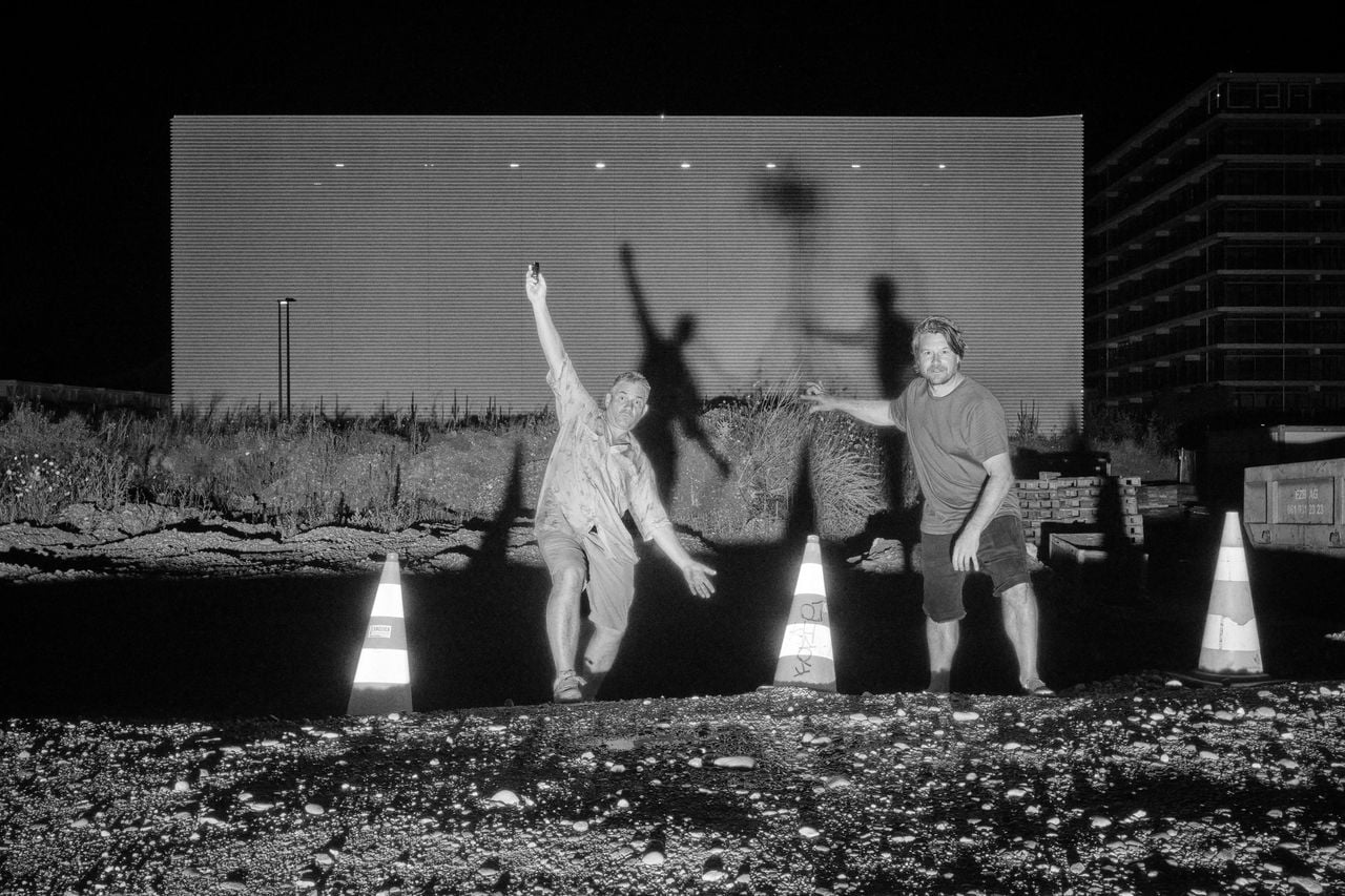 "Rand aufs Herz"—A Photo Intervention by Olivier Joliat and Hans-Jörg Walter