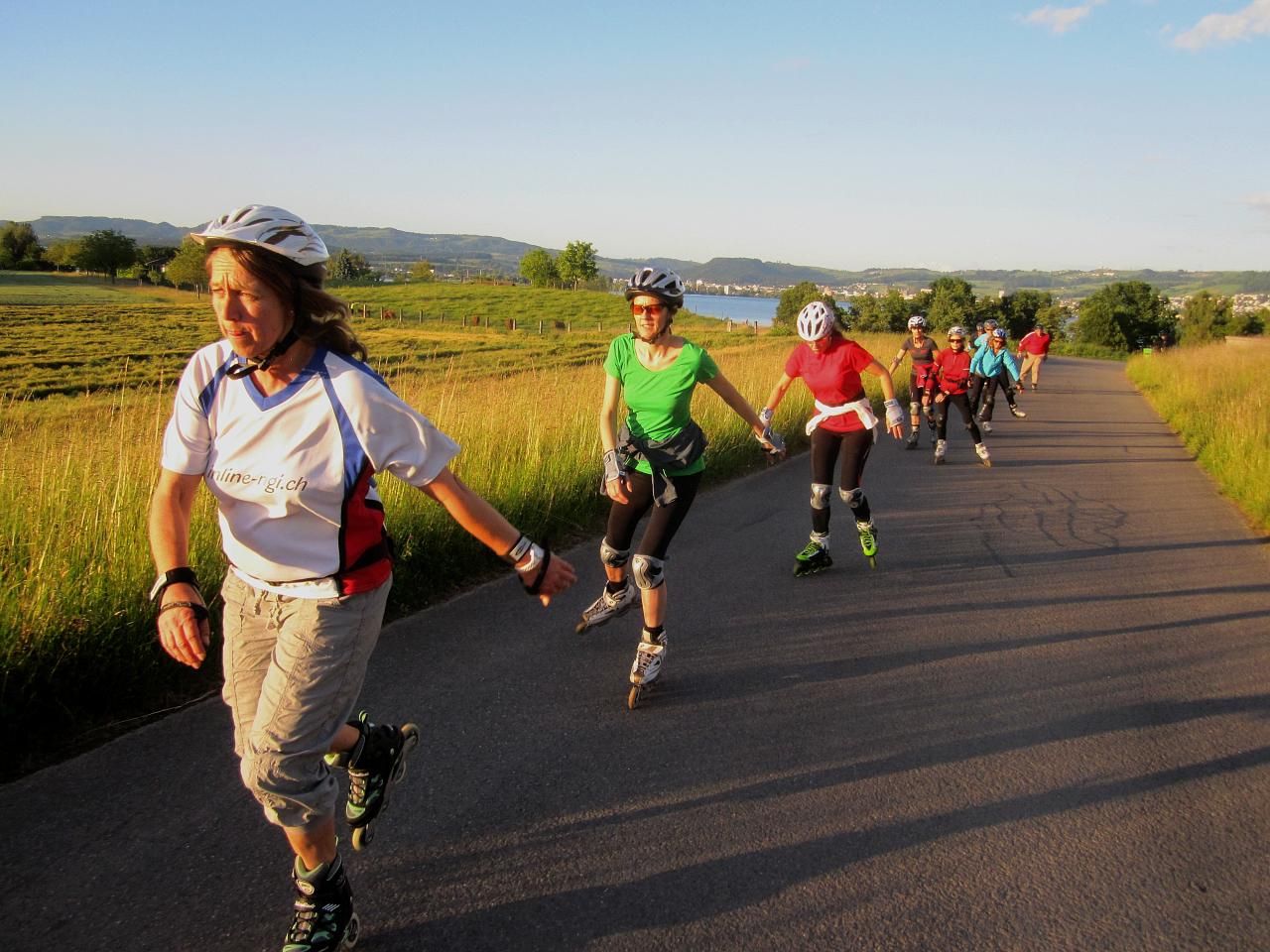 Joint fun and fitness inline skating in the Zug region