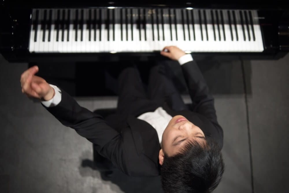 AEGERI CONCERTS 26: Lieder recital Aeneas Humm, baritone & Kit Armstrong, piano