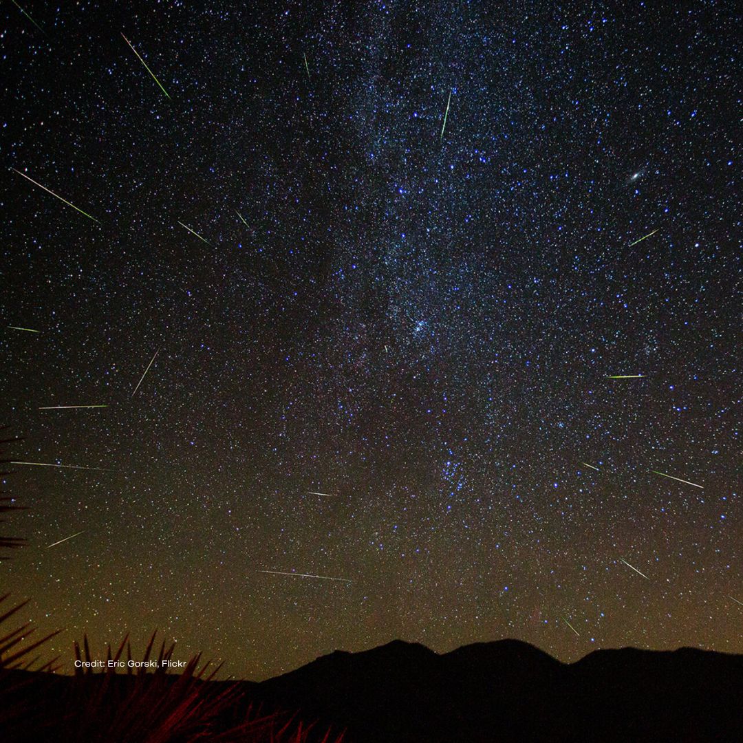 Shooting star night at Space Eye