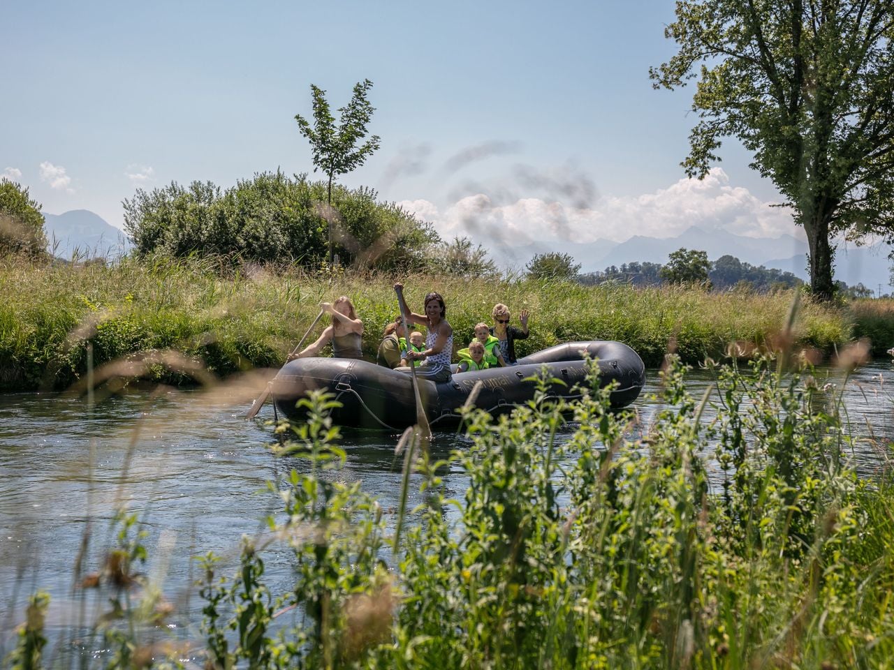 Inflatable boat trip on the Rheintaler Binnenkanal