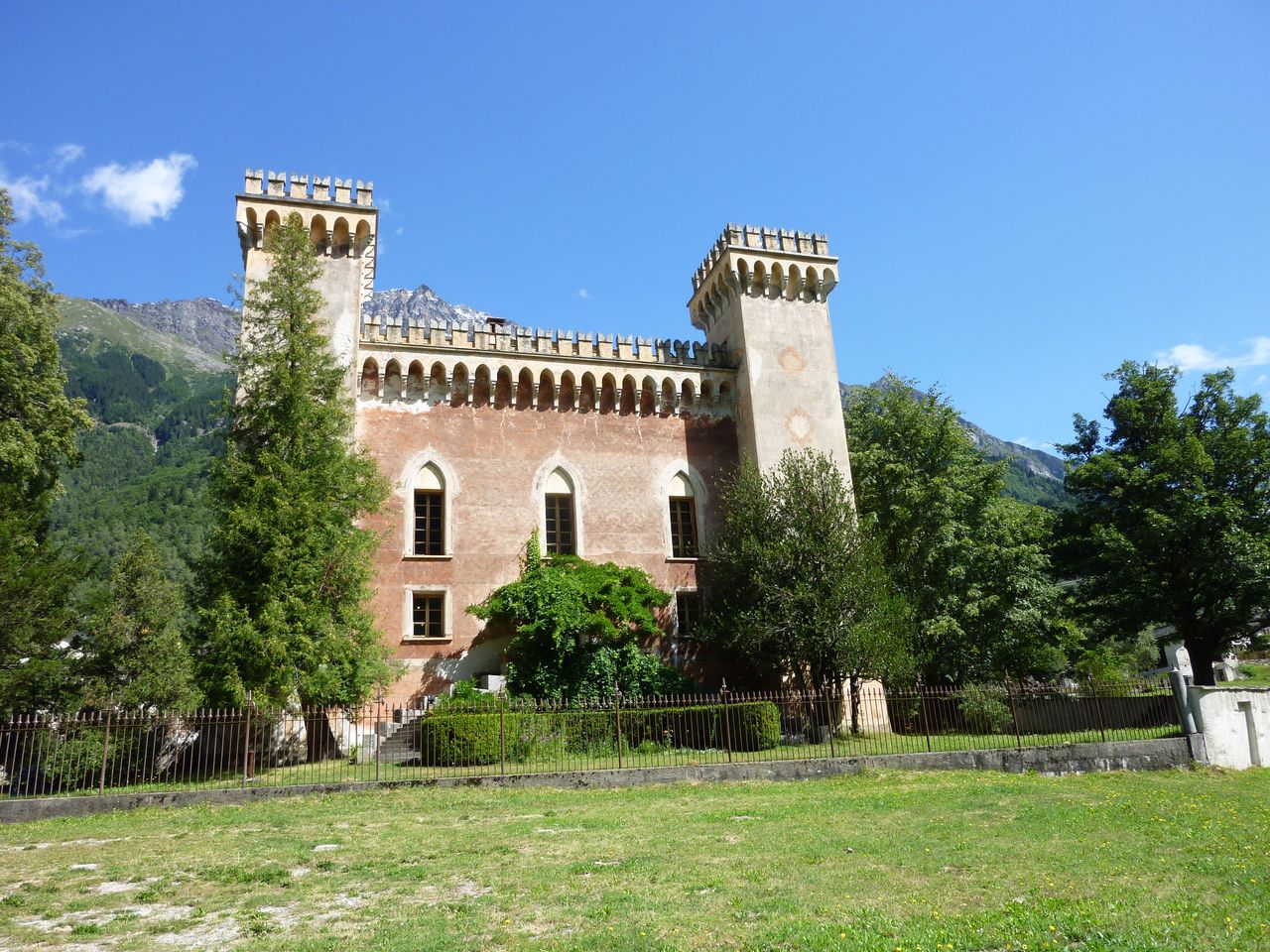 Palazzo Castelmur