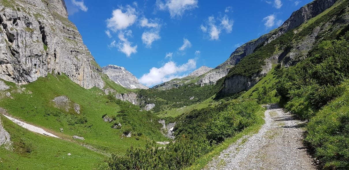 Alp Rusna near Bargis - guided hike