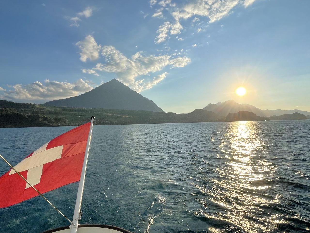 Cruise on the lake