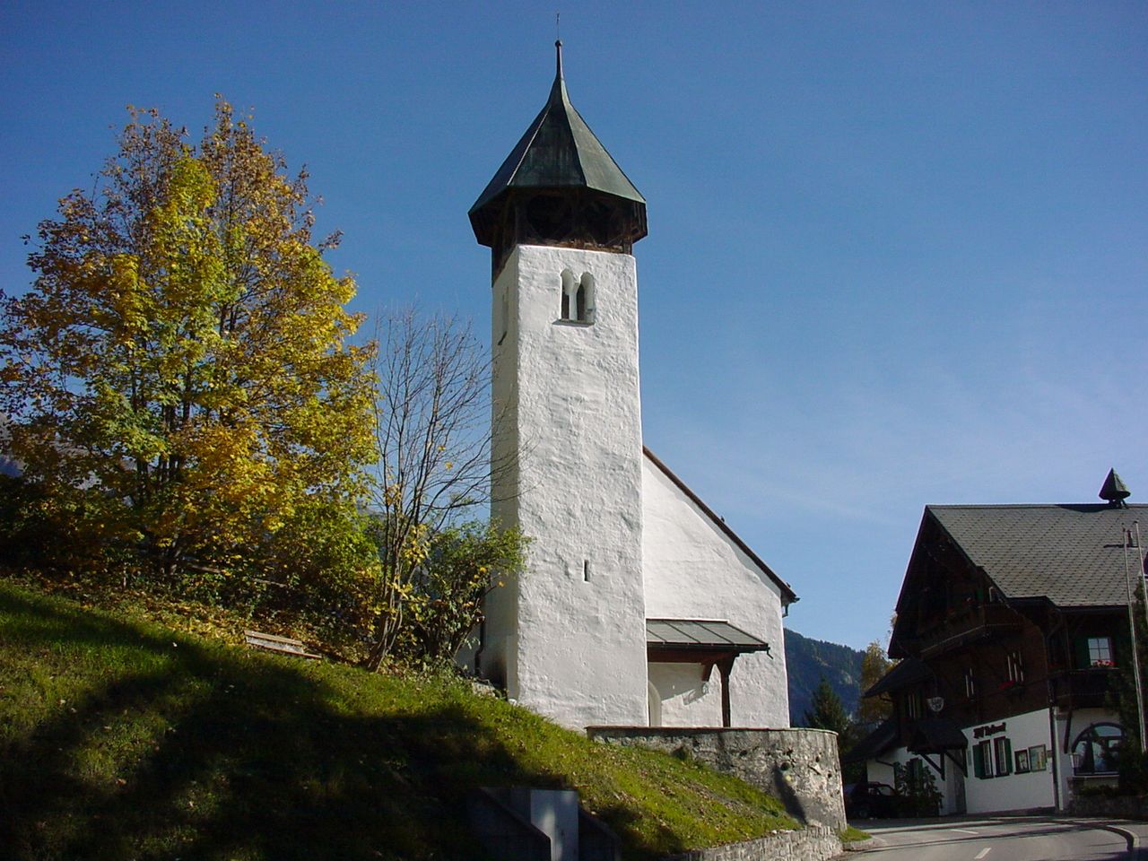 Church service in Romansh in Fidaz