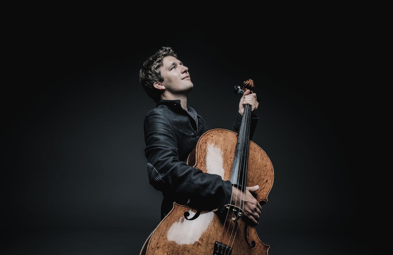 MAXIMILIAN HORNUNG & FRIENDS - Cellissimo