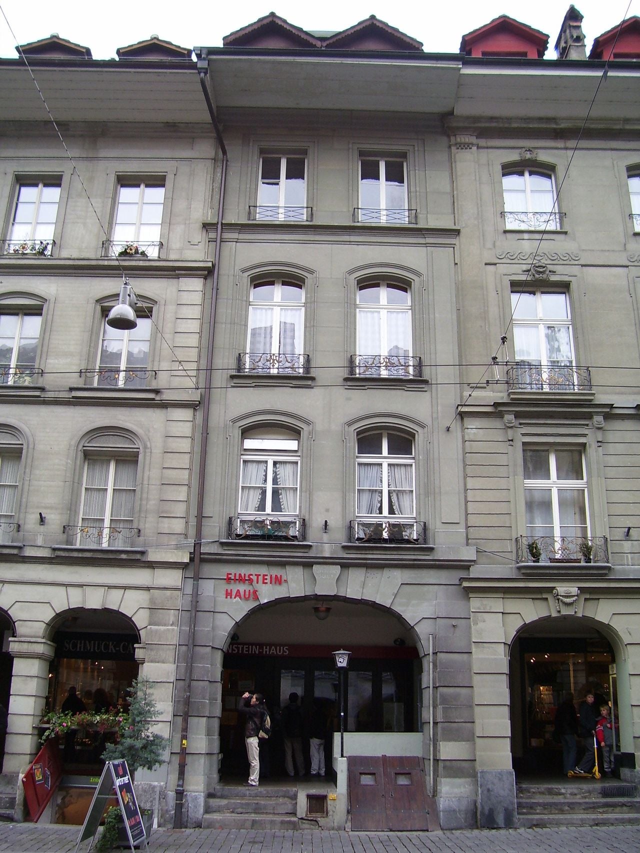 Einstein House