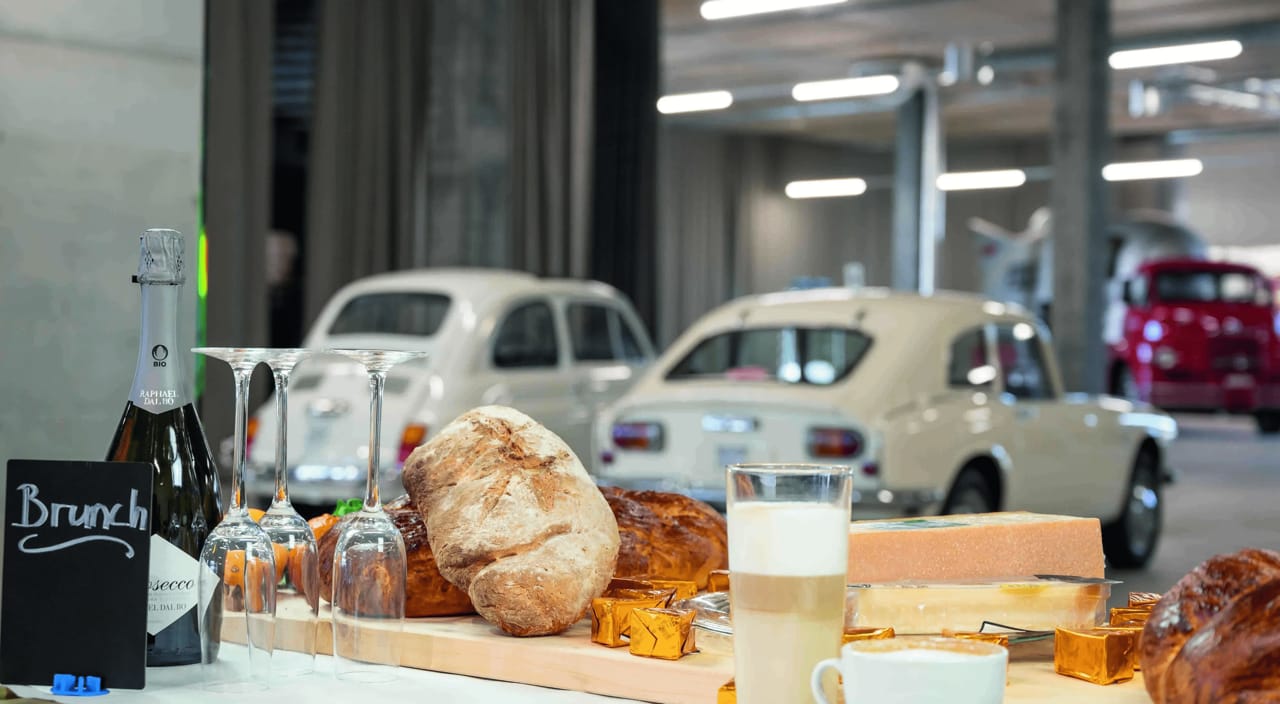 Brunch at the museum October