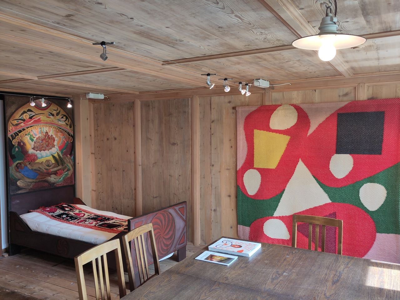 Textiles. Helen Dahm and Franziska Gehr