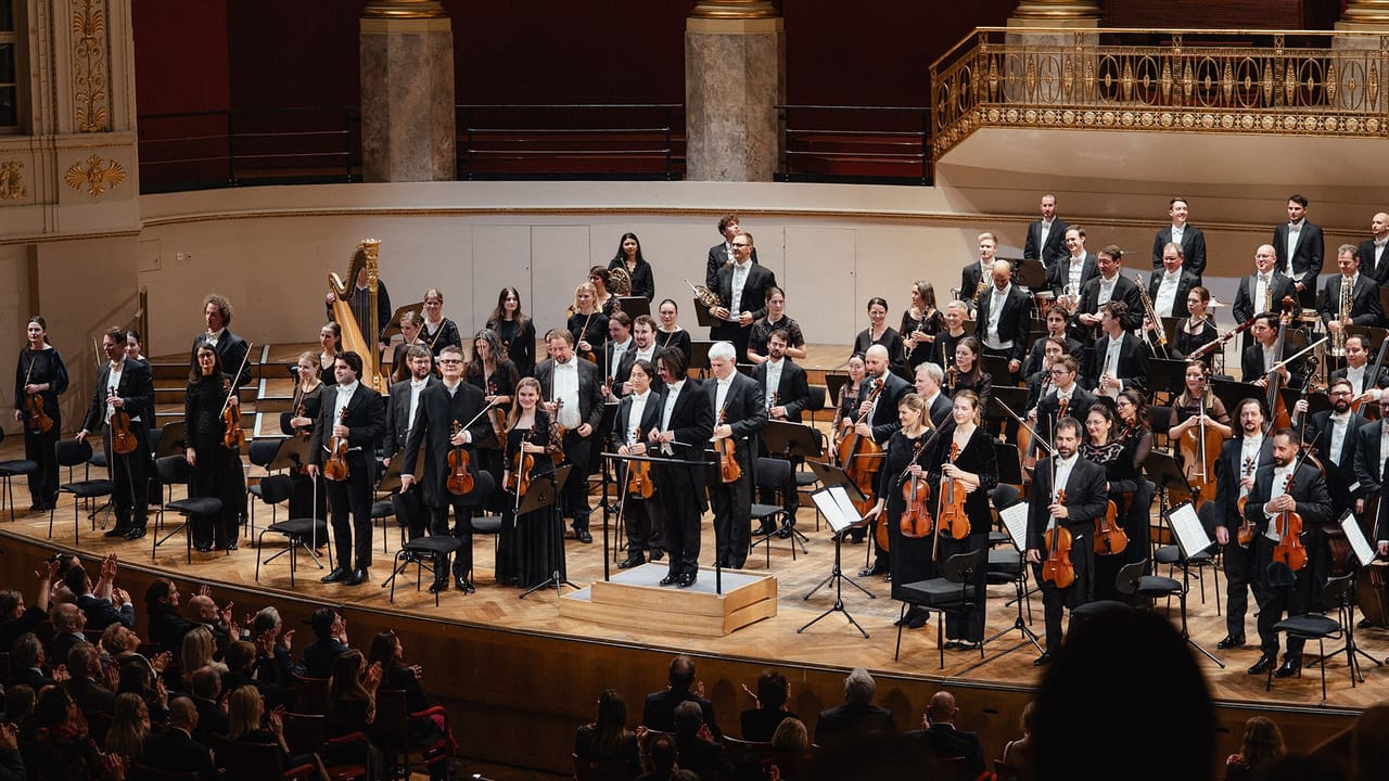 Anu Tali, Leon Lorenz und Sinfonieorchester Liechtenstein