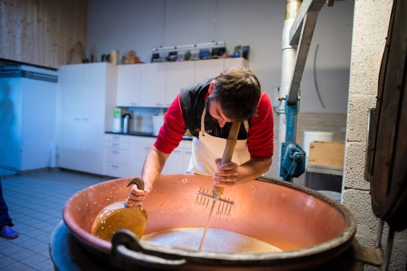 Nüenalp cheese-making experience for groups
