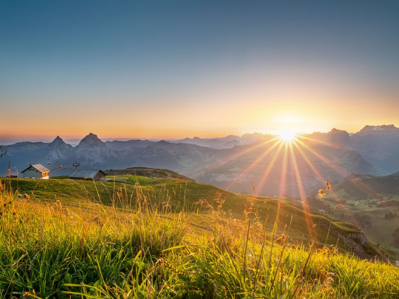 SUNRISE TRIPS FRONALPSTOCK